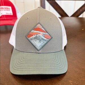 Gray and White Trucker Hat with Mountain Patch